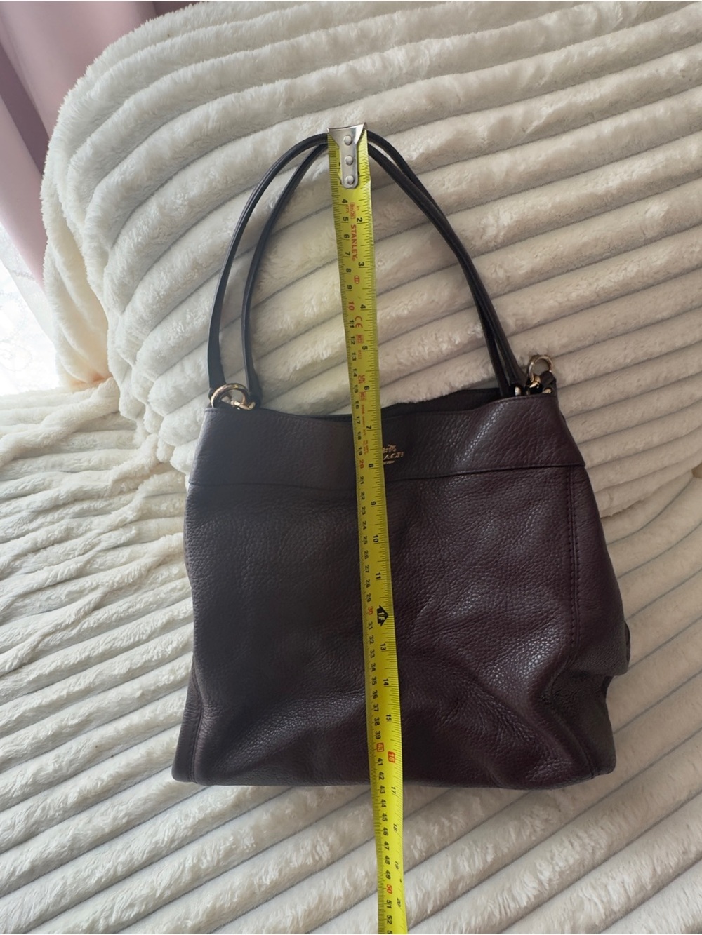 Coach Brown Pebbled Leather Hobo Shoulder Bag with Gold Hardware - Picture 4 of 11